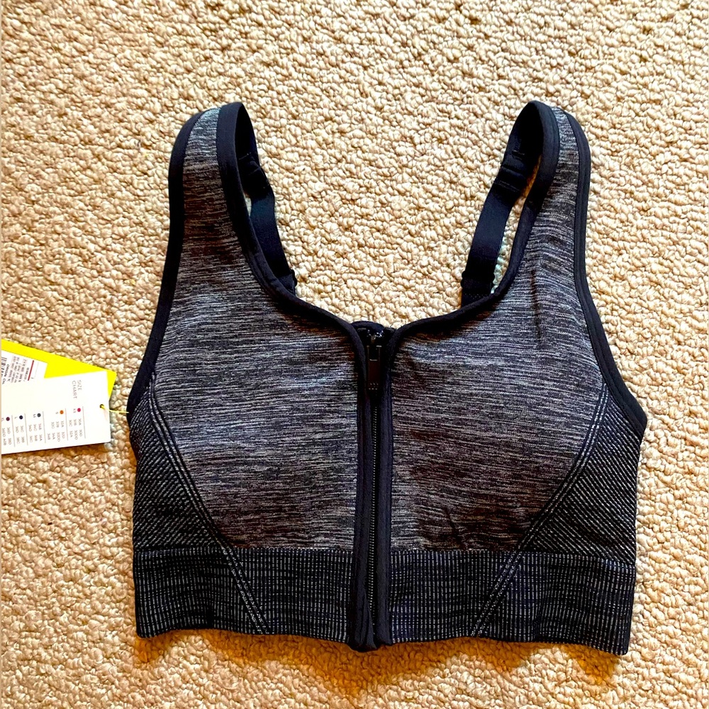 Zip front sports bra NEW size M